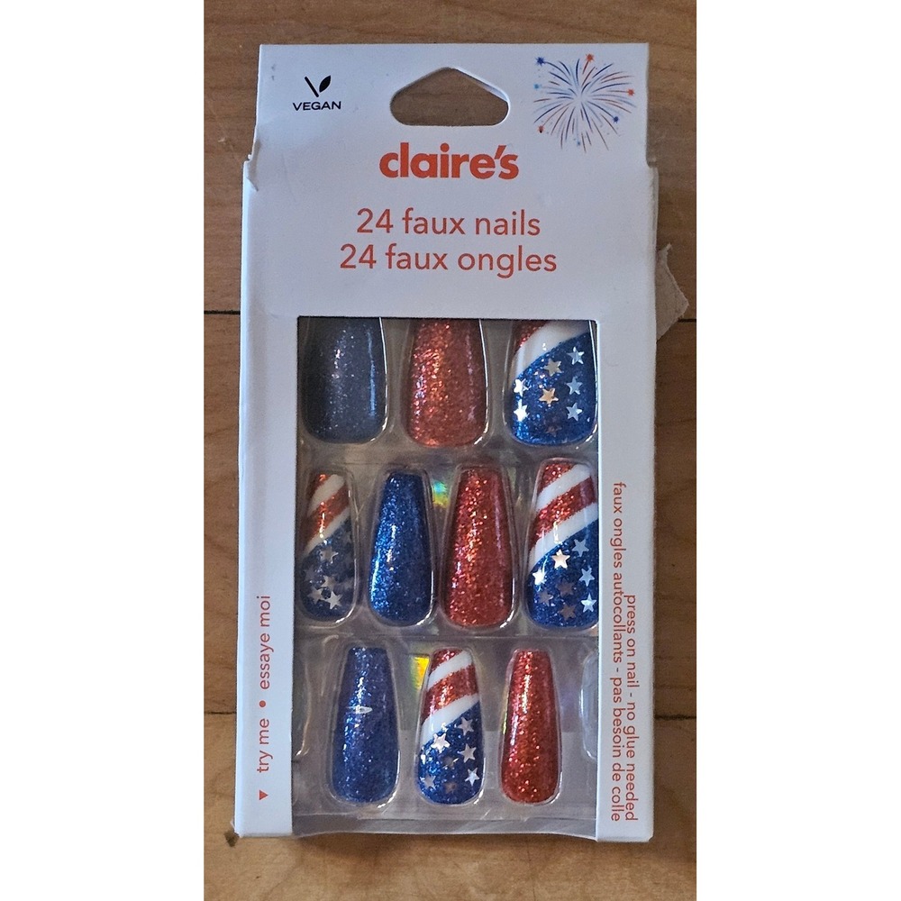 Claire's Patriotic Stars and Stripes 24ct Press On Faux Nails Red White Blue